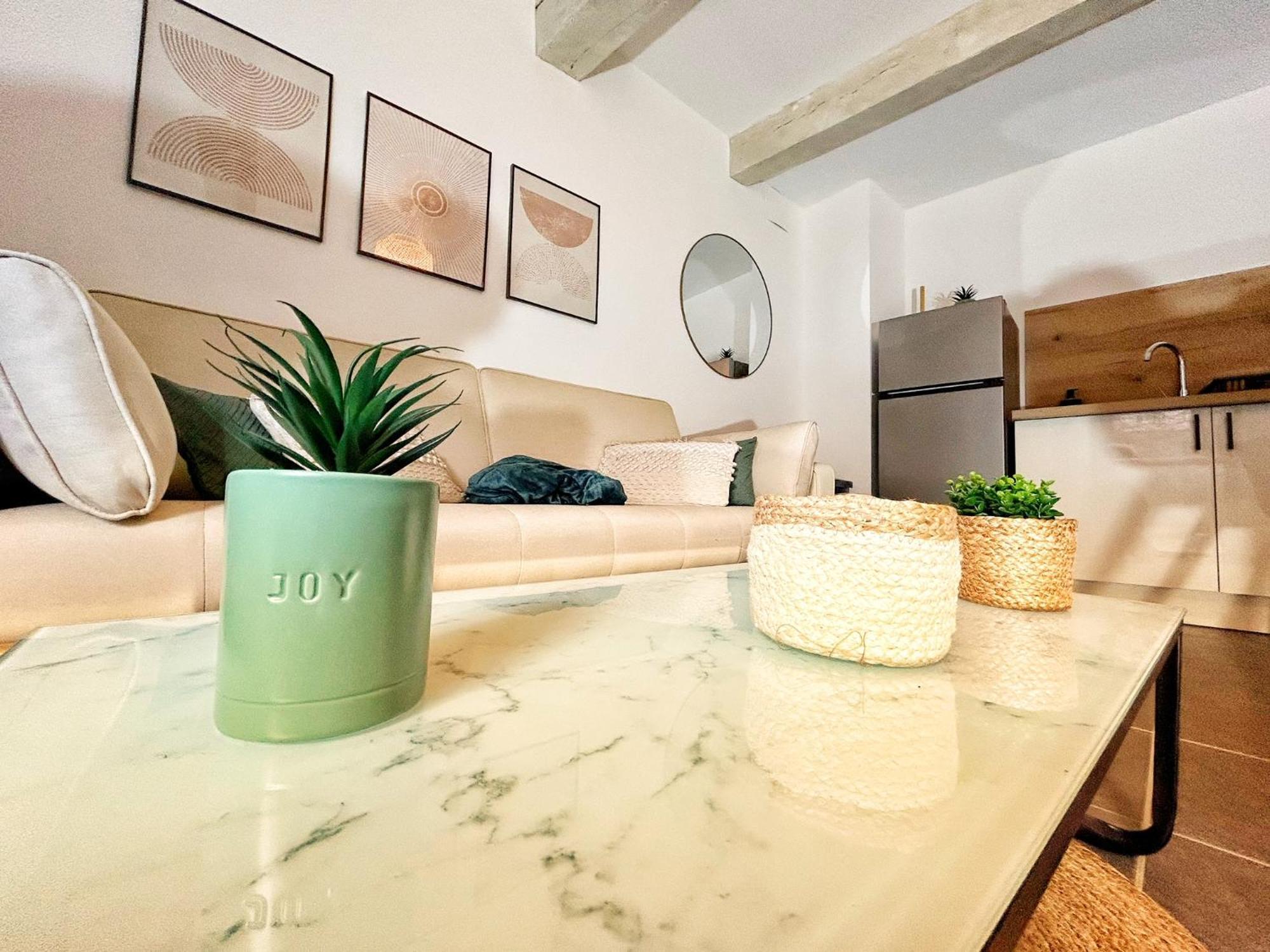 Olive Serenity Арль Екстер'єр фото